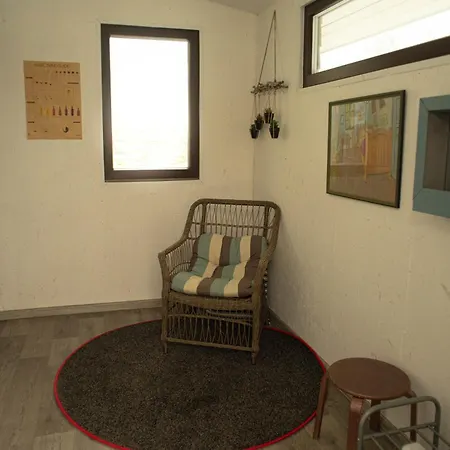 Modern Diy Apartment Peetri